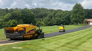 Driveway Snow Removal Preparation in Bridgeview, IL